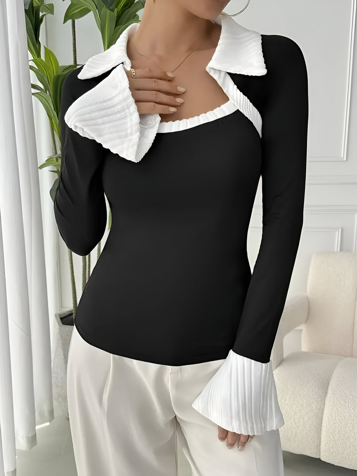 Niki | stijlvol t-shirt met contrasterende kraag