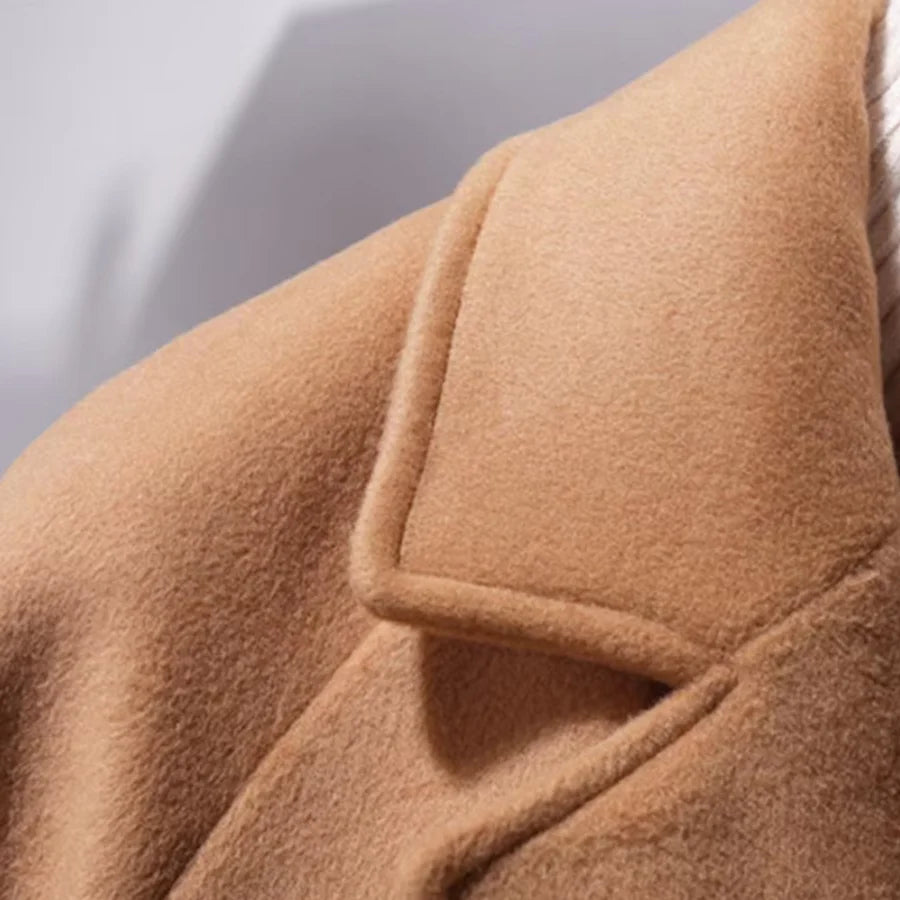 Delaney - stijlvol jasje met modieuze riem voor dames