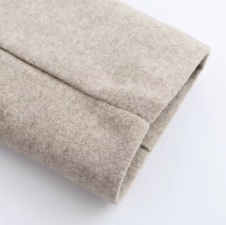 Gerd | klassieke winterjas met beige riem voor dames