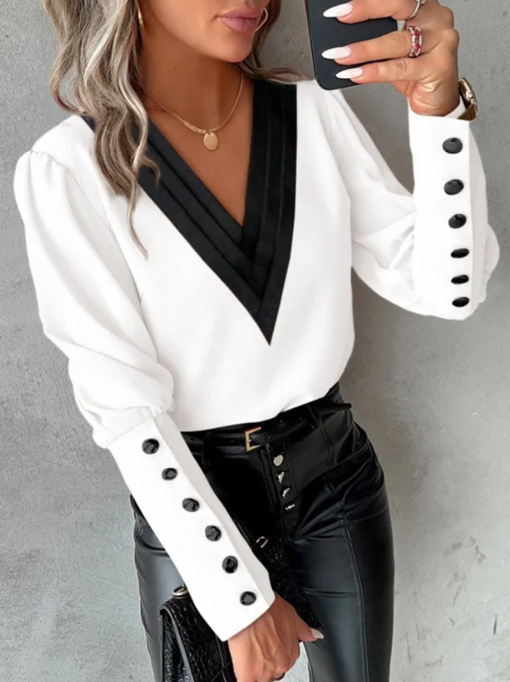 Casual blouse met v-hals en een moderne touch voor dames