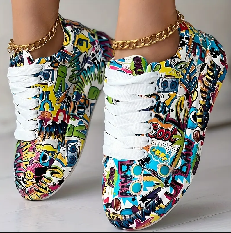 Hazel | stijlvolle damessneakers met graffitiprint