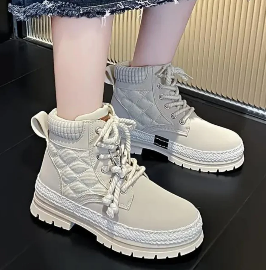 Warme en gezellige enkellaarsjes voor dames