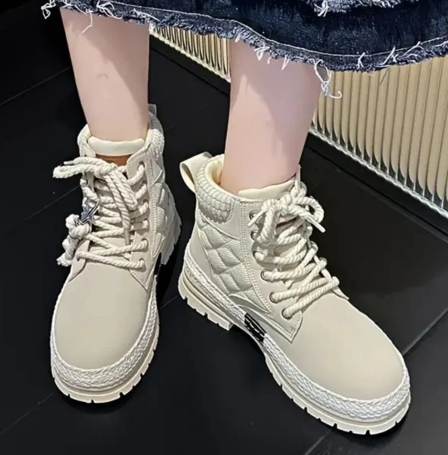 Warme en gezellige enkellaarsjes voor dames