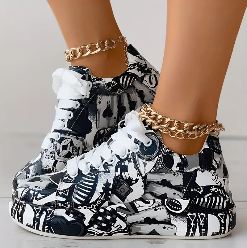 Hazel | stijlvolle damessneakers met graffitiprint