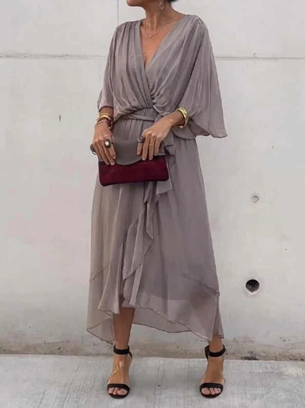 Sophie - groene chiffonjurk met v-hals