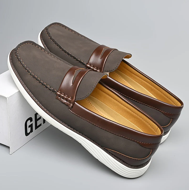 Hoogwaardige herenloafers van leer - elegant schoendesign