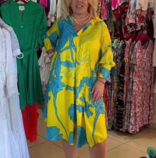 Ava – felgeel kort jurkje