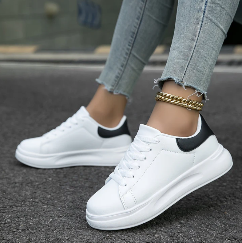 Amir | klassieke witte veterschoenen voor dames