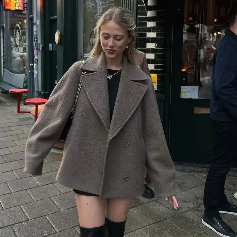 Wanda - elegante damesjas met revers-bovenkleding