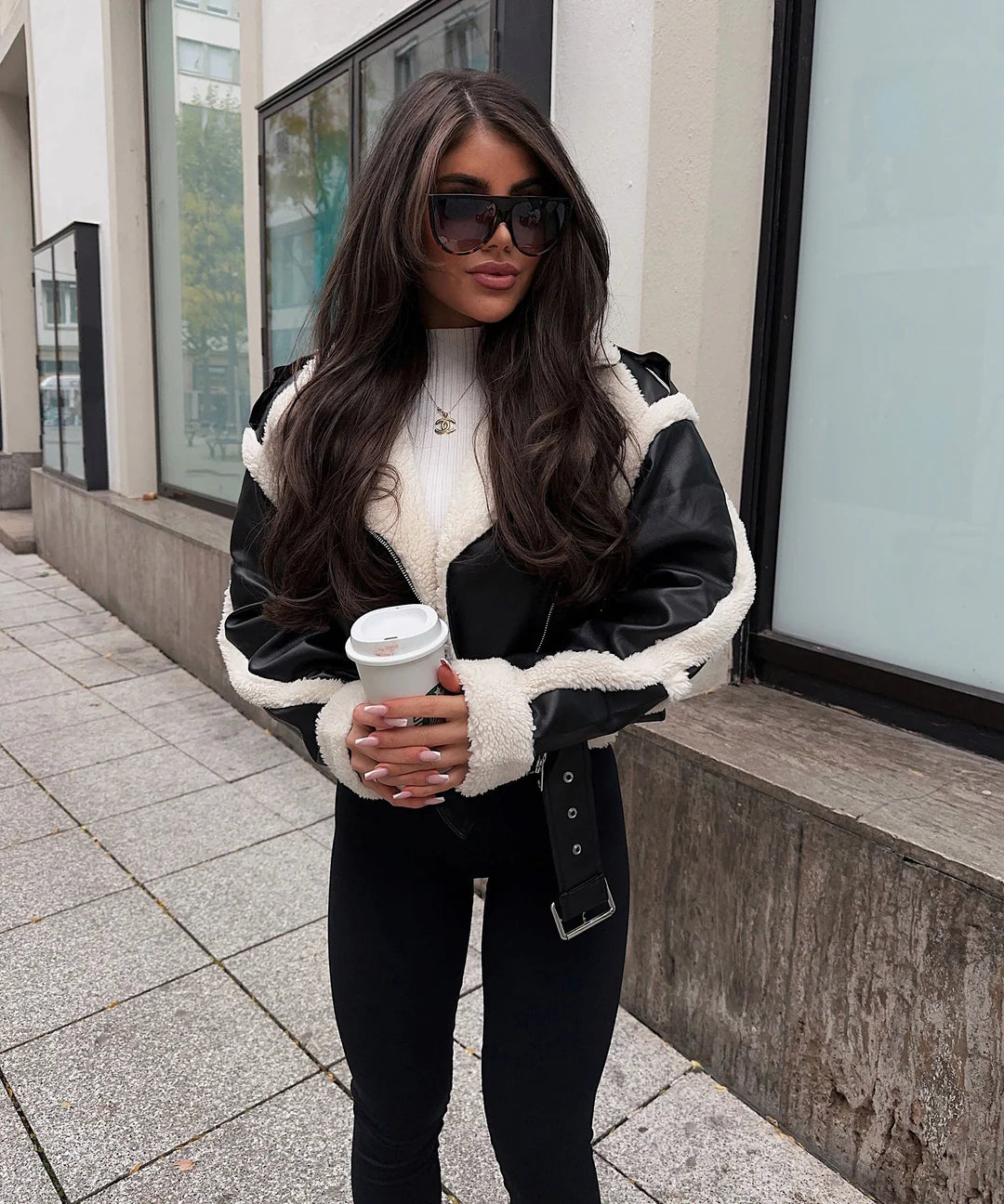 Daria met zwarte teddybont