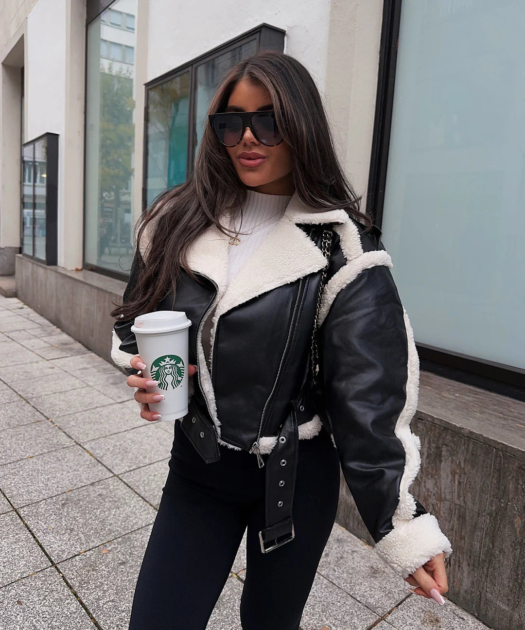 Daria met zwarte teddybont