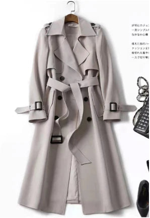 Robijnrode jas met dubbele rij knopen