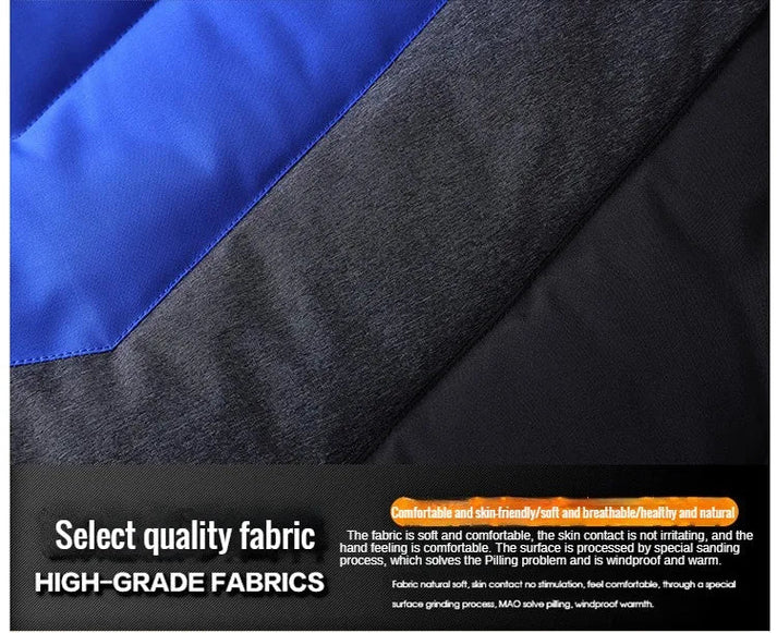 Jacks met capuchon en verstelbaar design in driekleurige look