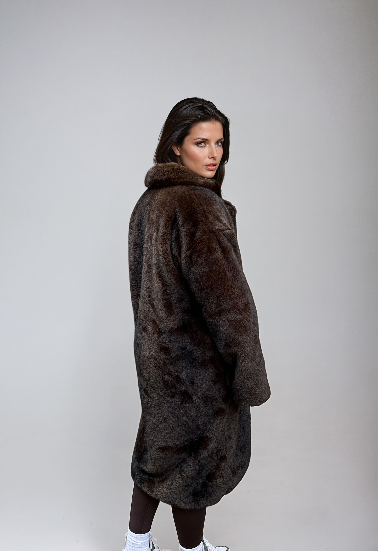 Emilia luxe lange jas van imitatiebont