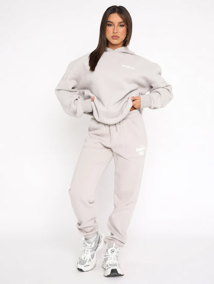 Trendy dames trainingspak - Dionne