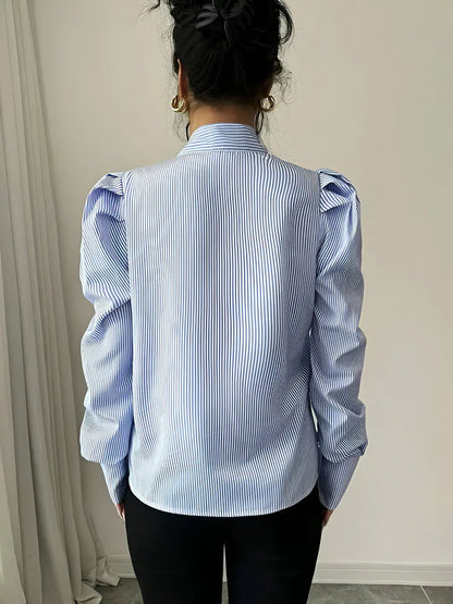 Richella - elegant gestreept overhemd met groot strikdetail