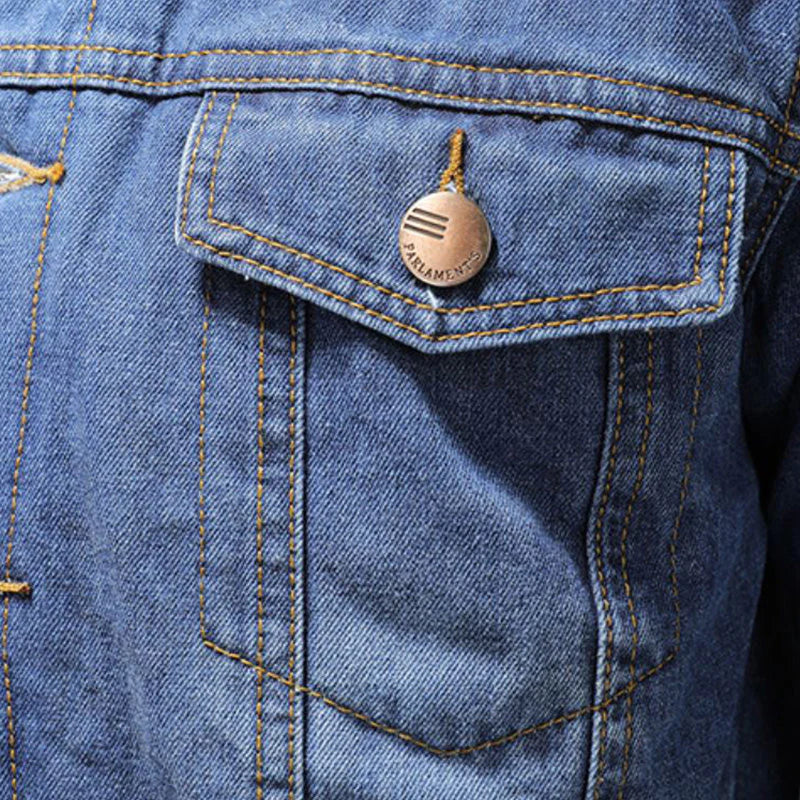 Denim jack in caude milano-stijl