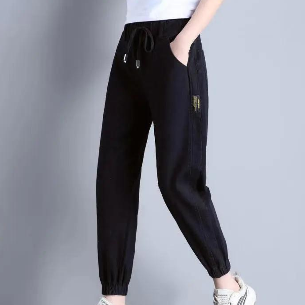 Lucrezia - trendy, casual damesjeans met verstelbaar taillekoord voor een perfecte pasvorm