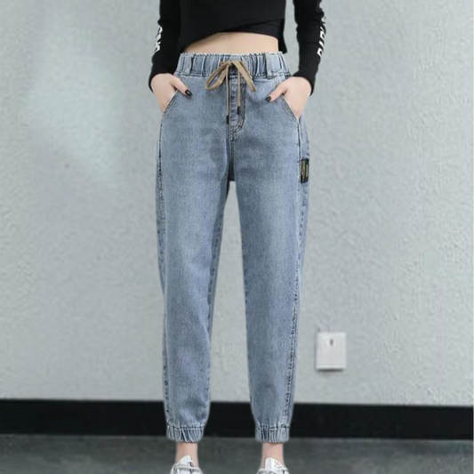 Lucrezia - trendy, casual damesjeans met verstelbaar taillekoord voor een perfecte pasvorm