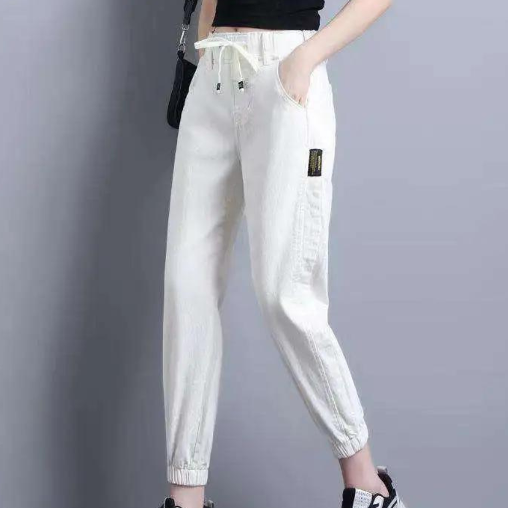 Lucrezia - trendy, casual damesjeans met verstelbaar taillekoord voor een perfecte pasvorm