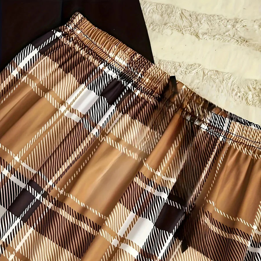 Inge - luxe comfort top met ronde hals en trendy geruite broekset