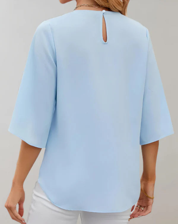 Aire - casual top met klokmouwen en ronde halslijn