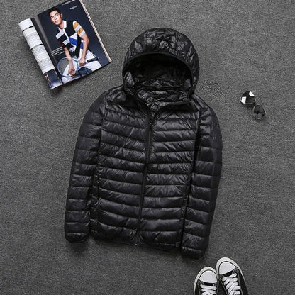 Remi - sleek ultralight design herenjack met capuchon