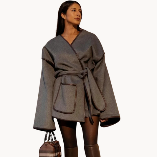 Ophelia - getailleerd damesjack met chic ceintuurdesign