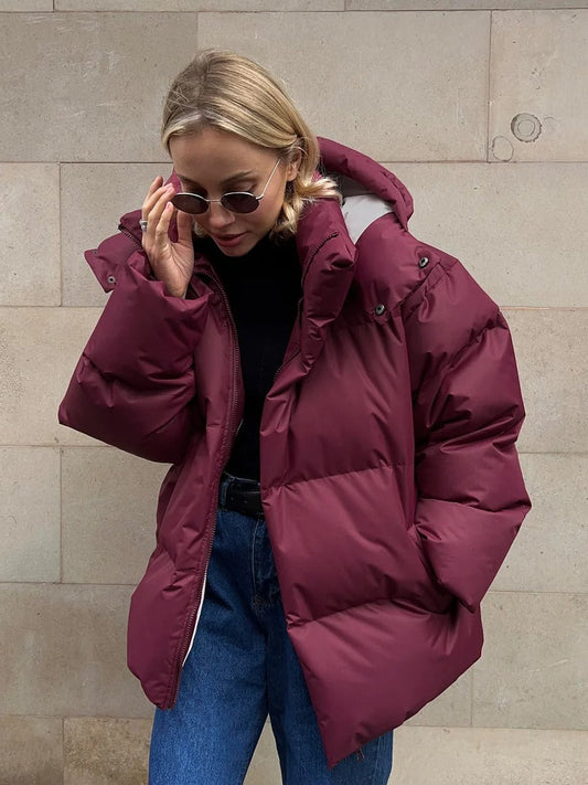 Gewatteerde damesjas met capuchon - warm donsjack in een kort model