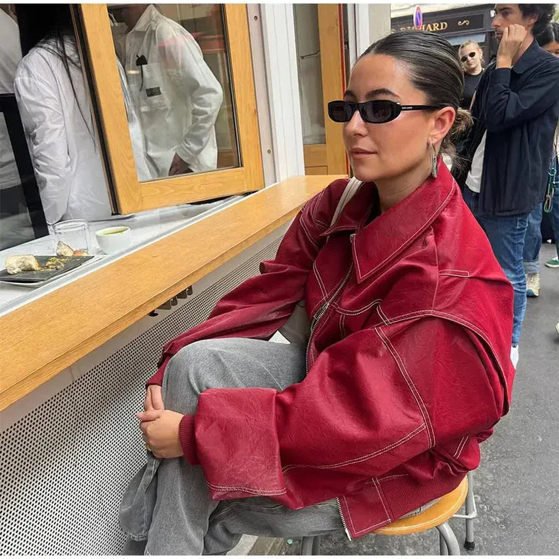 Vera - trendy rood oversized pasvorm dames jasje