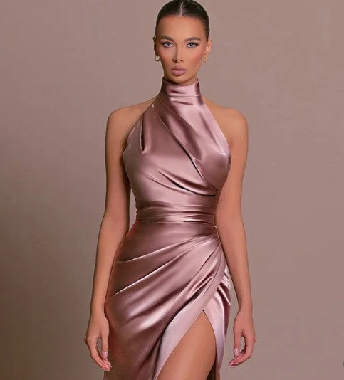 Harper – satijnen cocktailjurk zonder split aan de achterkant