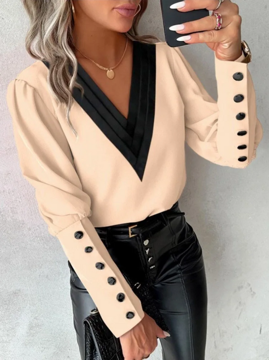 Casual blouse met v-hals en een moderne touch voor dames