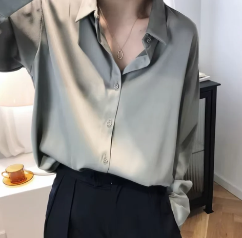 Paige - elegante satijnen blouse