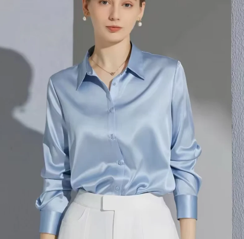 Paige - elegante satijnen blouse