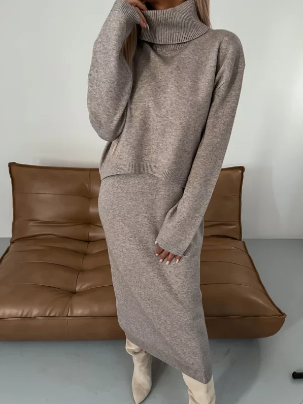 Aïda | gezellige, moderne gebreide herfst-winterset voor dames