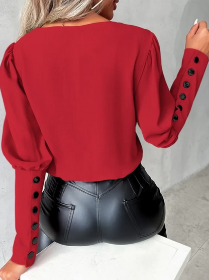 Casual blouse met v-hals en een moderne touch voor dames