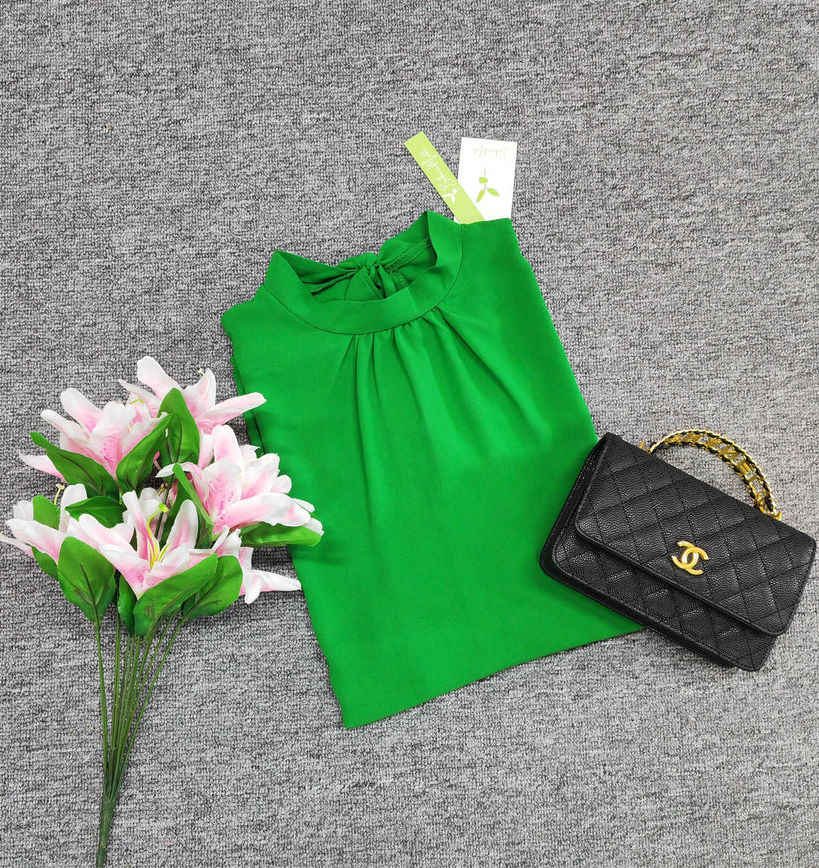 FallStyle - trendy effen top met korte mouwen