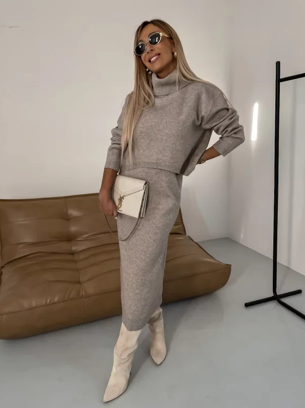 Aïda | gezellige, moderne gebreide herfst-winterset voor dames