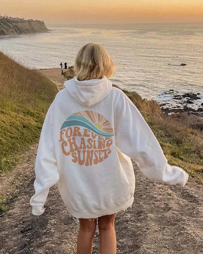 Kira - comfortabele hoodie forever chaing sunsets