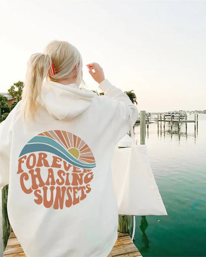 Kira - comfortabele hoodie forever chaing sunsets