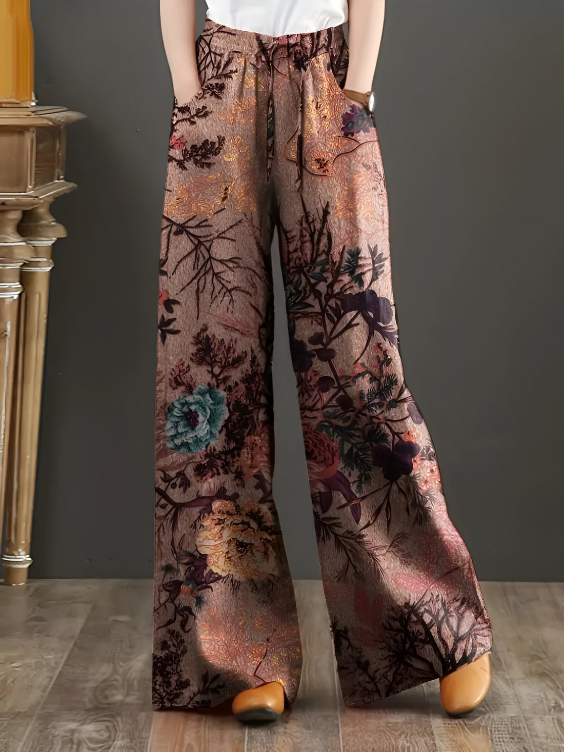 Jessica | moeiteloze broek met wijde pijpen en bloemen