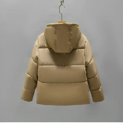 Warme dames winterjas 2024: elegante puffercoattrend