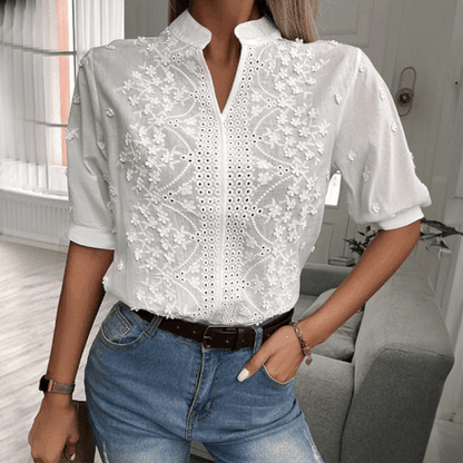 Chiara | blouse met V-hals en kant