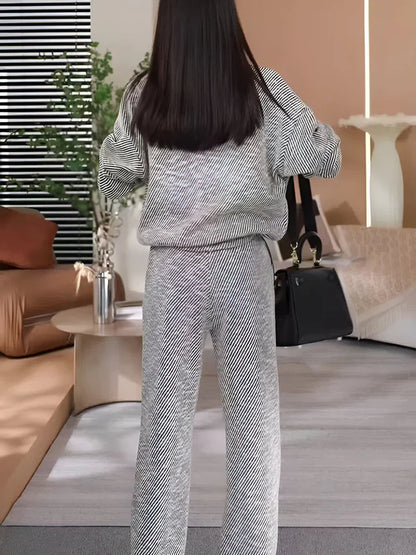 Adina - moeiteloze stijl met een opvallend streepdessin